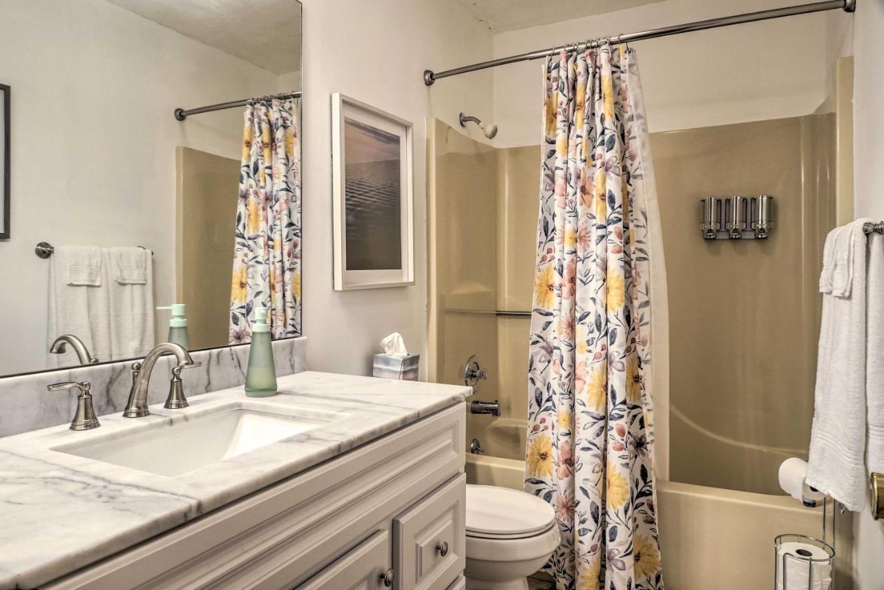Pet-Friendly Branson Retreat With Pool And Golf Access Lägenhet Exteriör bild