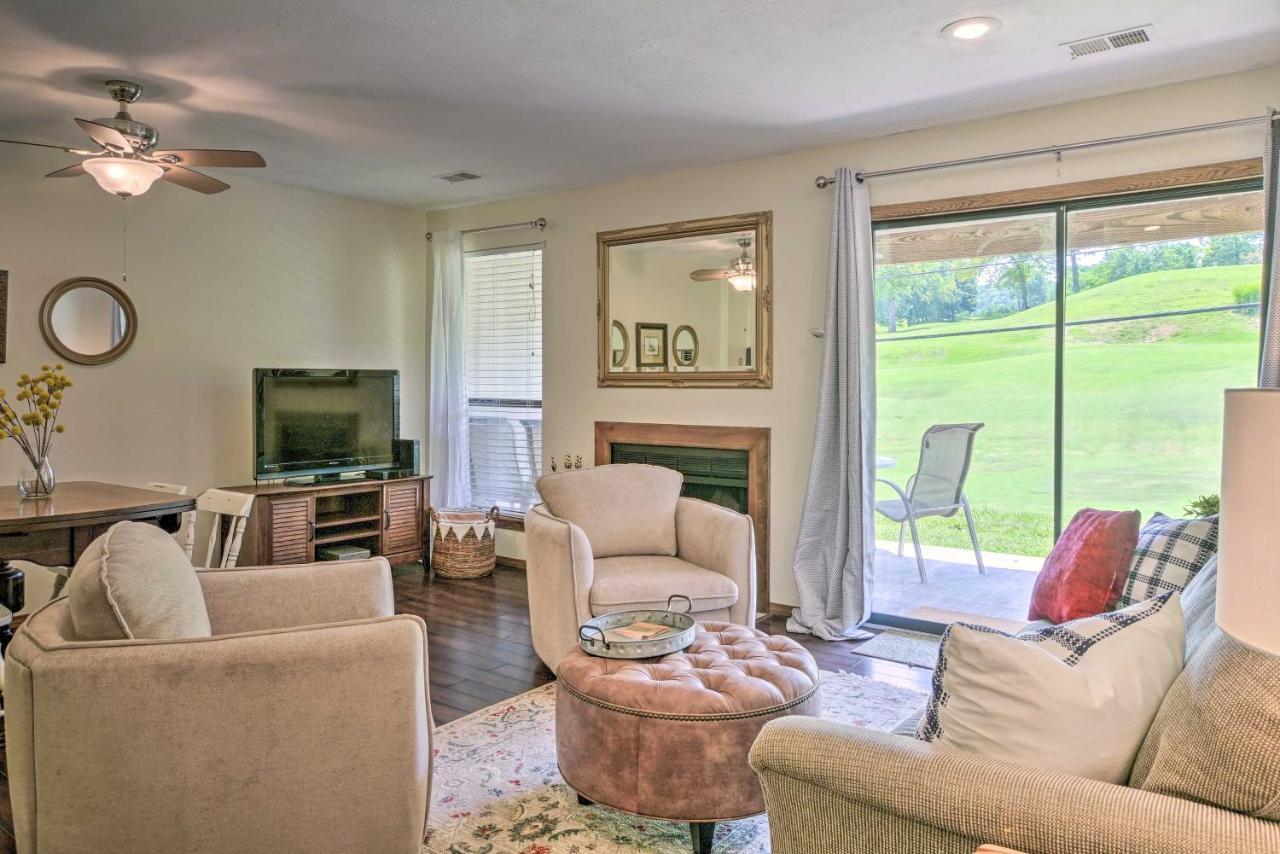 Pet-Friendly Branson Retreat With Pool And Golf Access Lägenhet Exteriör bild