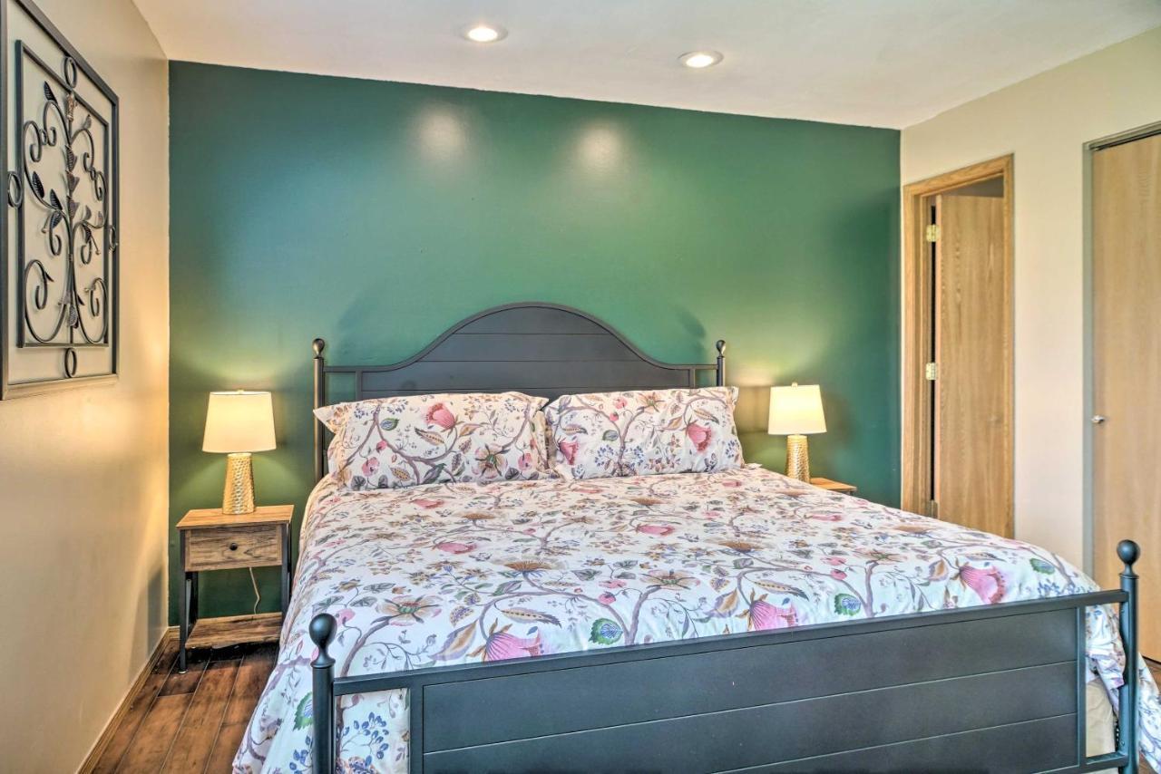 Pet-Friendly Branson Retreat With Pool And Golf Access Lägenhet Exteriör bild